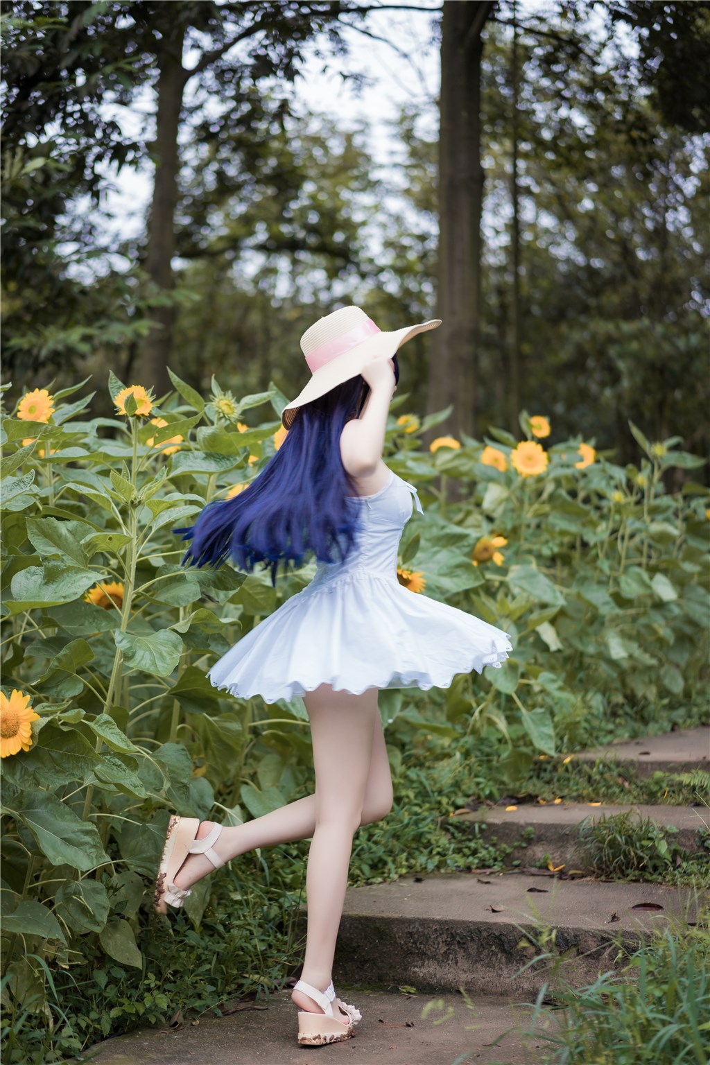 黑料网敲警钟：某明星逃税传闻再起，工作室沉默，明星黑料贴吧