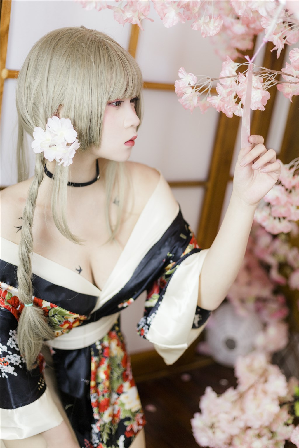 黑料网点破：男演员拍摄时误伤对手，剧组息事宁人？，黑料揭秘