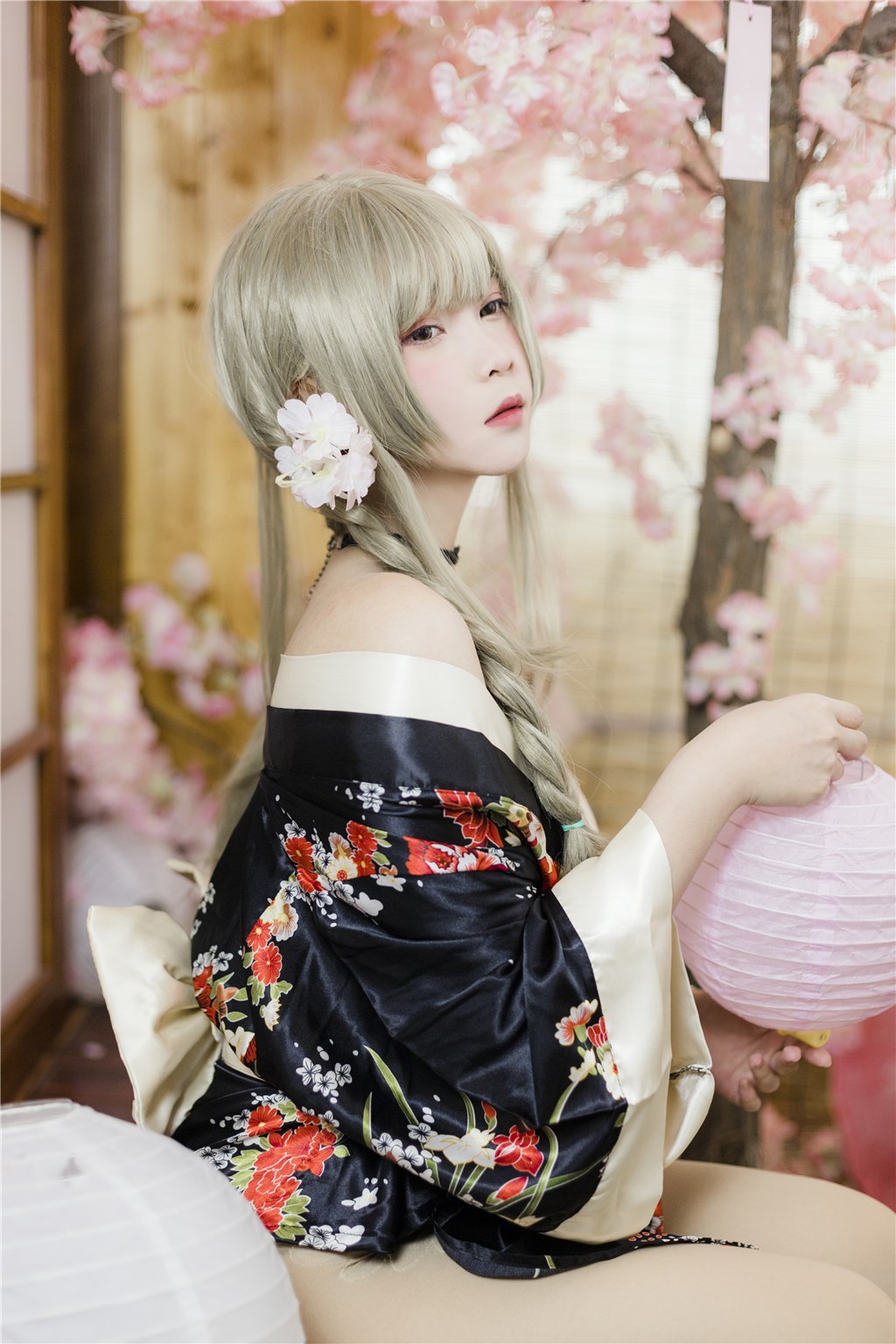 黑料网透析：直播现场闹剧升级，引发退播潮？，黑料揭秘